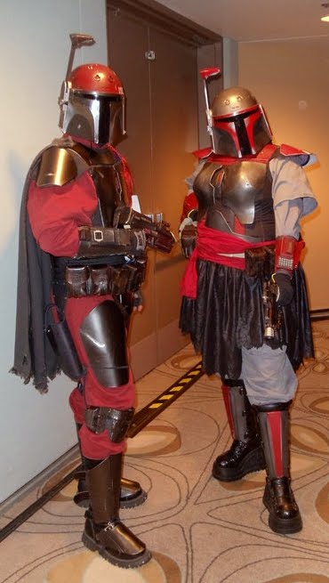 Male and female Mandalorian armor modeled at Baycon 2010 ...